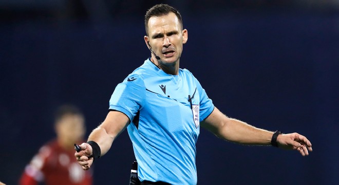 Aston Villa - FB maçında Ivan Kruzliak düdük çalacak