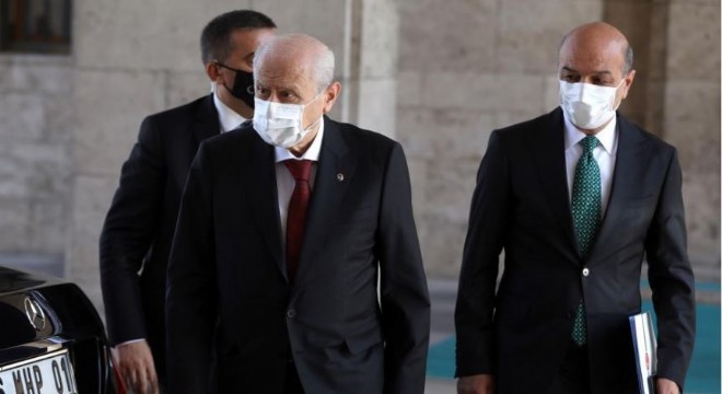 Bahçeli: ‘Gelin bu üniversite sınavlarını kaldıralım’