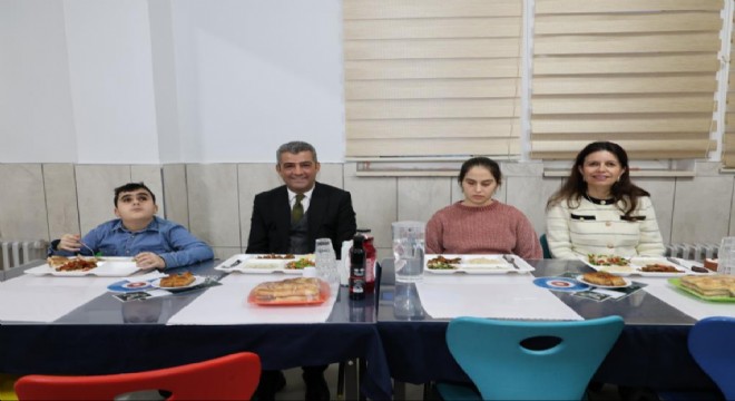 Okulda iftar neşesi