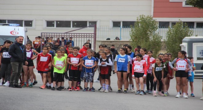 11 ilden 500 atlet Erzurum’da yarıştı