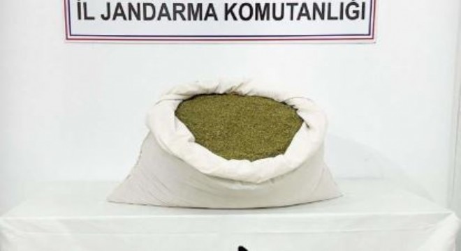 18,5 kilo toz esrar ele geçirildi