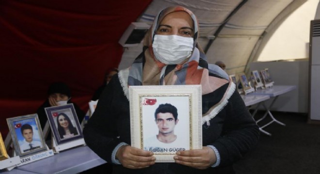 6 yıldır oğlunun yolunu gözlüyor