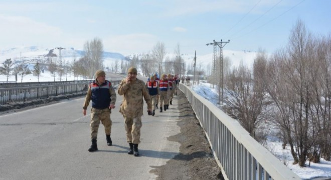 9 gündür kızlarının yolunu gözlüyorlar