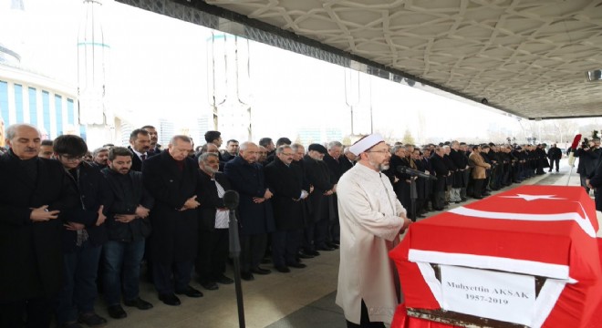 AK Partili Aksak son yolculuğuna uğurlandı