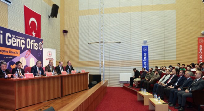 ATAUNİV Genç Ofis'ten ufuk açan panel