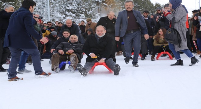 Akdağ dan Palandöken e davet