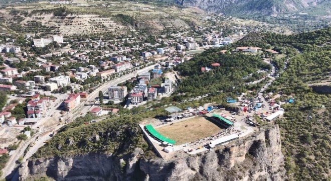 Ardanuç'ta yılın son boğa güreşleri yapıldı