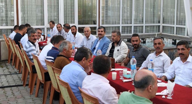 Asya, muhtarlarla Erzurum temaslarını paylaştı