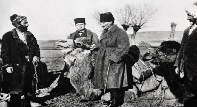 Atatürk Evi’nde tarihi sergi