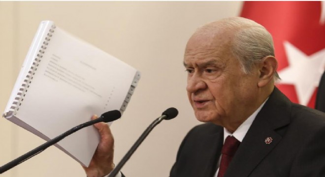 Bahçeli Yeni Anayasa çalışmasını paylaştı