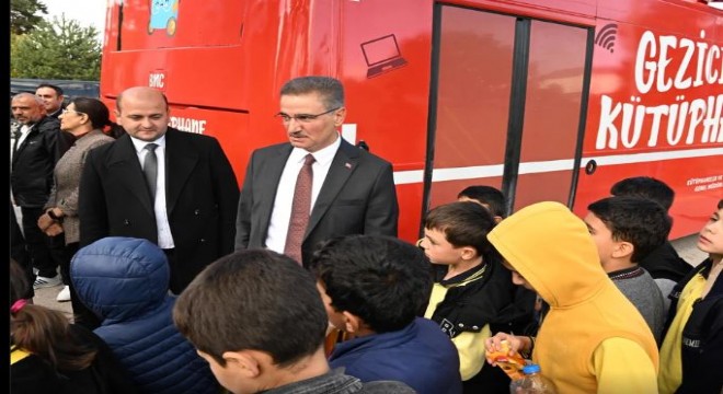 Baruş Gezici Kütüphaneyi ziyaret etti
