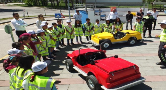 Büyükşehir’den 5 adımda güvenli trafik eğitimi