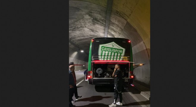 Çayelispor, tünelde mahsur kaldı