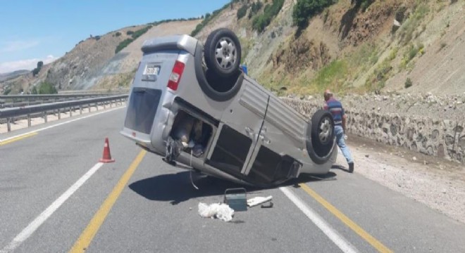 Erzincan yolunda kaza: 1 yaralı