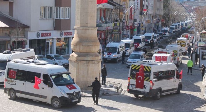 Erzurum – Bayburt yolunda milli duruş konvoyu