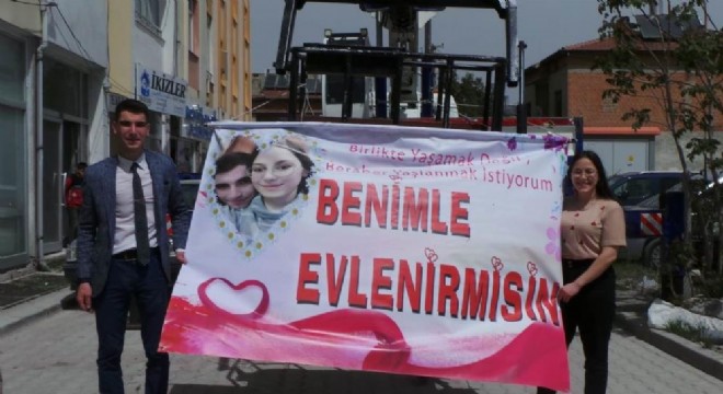 Erzurumlu gençten ilgi çeken evlilik teklifi