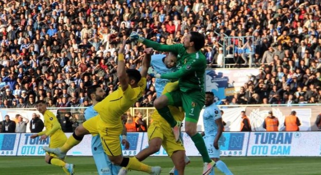 Erzurumspor’da futbolcuların alacakları ödendi