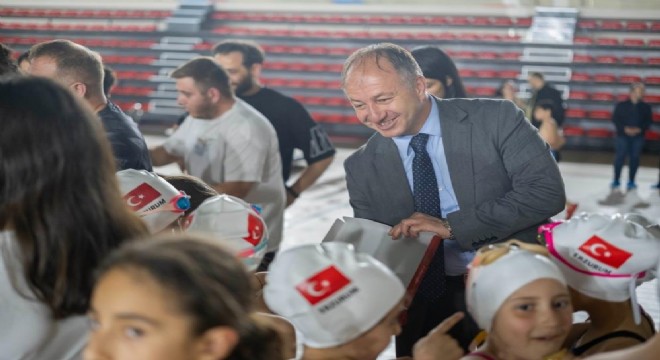 GSİM’den yüzücülere motivasyon desteği
