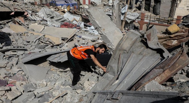 Gazze’de can kaybı 62 bin 64’e yükseldi