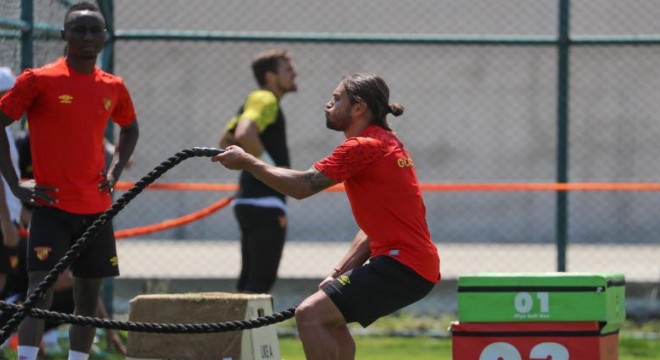 Göztepe lige Erzurum’da hazırlanıyor