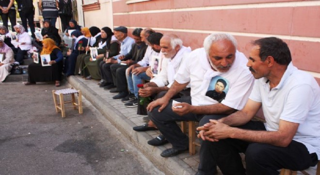 HDP önünde eylem yapan aile sayısı 25’e yükseldi