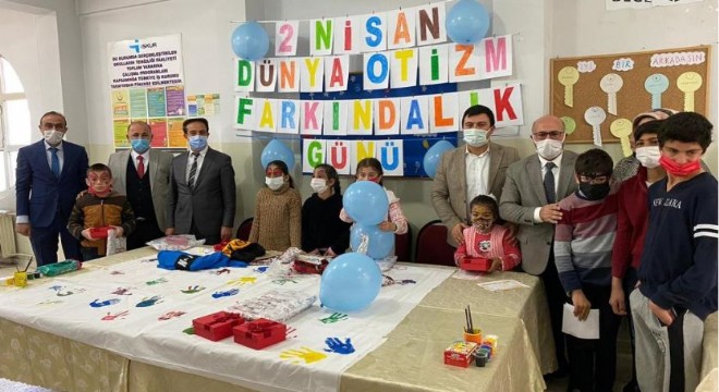 Horasan’da Otizm farkındalık etkinliği