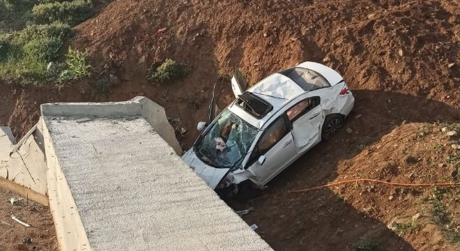 Karlıova yolunda trafik kazası: 4 yaralı