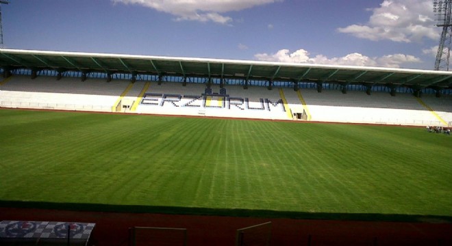 Kazım Karabekir Stadyumu'nda 4 tribün seyirciye açıldı