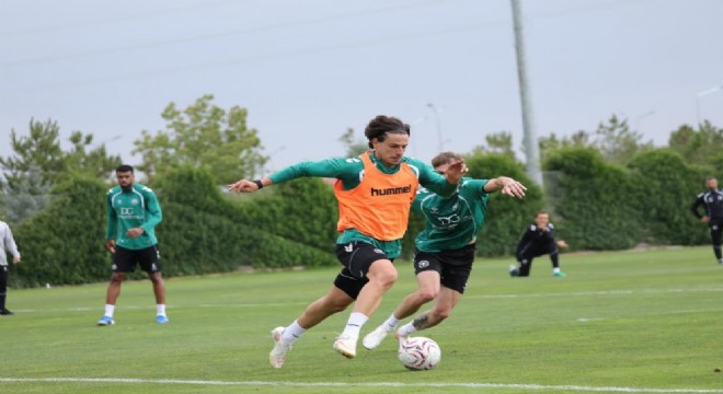 Konyaspor'da Erzurumspor maçı mesaisi