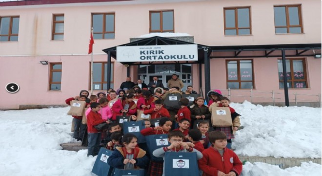 Öğrencilerden Ramazan ayında anlamlı yardım