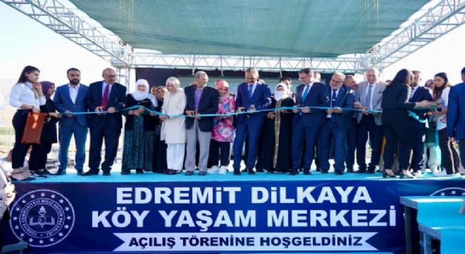 Özer eğitimde başarı hikayesini paylaştı