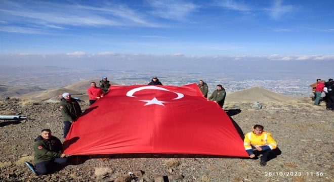 Palandöken’e Cumhuriyet tırmanışı