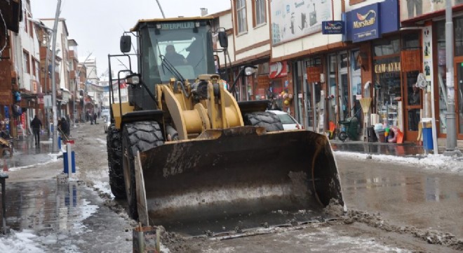 Pasinler’de karlı sokak kalmayacak