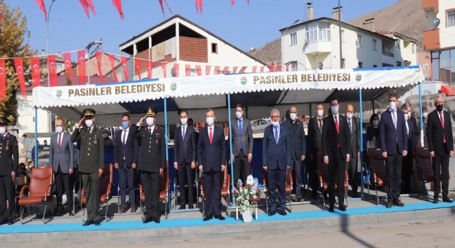 Pasinler’de milli coşku yaşandı