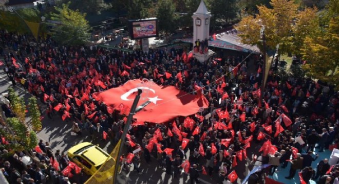 Şehide saygı, Türkkan a tepki