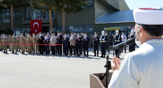 Şehit Uzman Çavuş Ak törenle uğurlandı