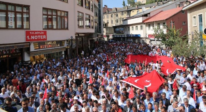 Şehitlere rahmet, hainlere lanet