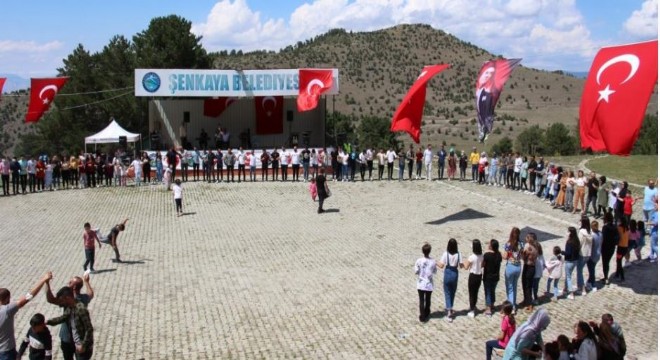 Şenkayalılar Bal Festivalinde stres attı