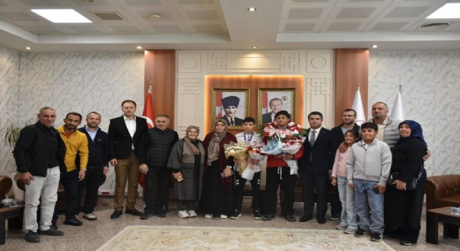 Söğütlü ve Dur'a çoşkulu karşılama
