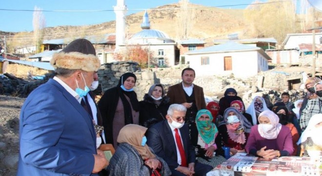 Taşkesenlioğlu Ban kadın çiftçilerle istişare etti