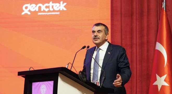 Tekin GençTek Zirvesi’ne seslendi
