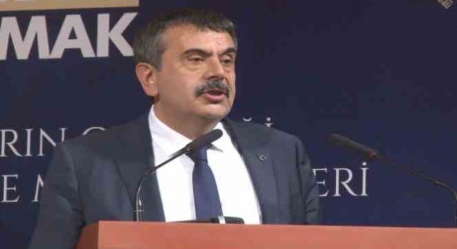 Tekin:  Müfredat çalışmalarının yüzde 80’i bitti 