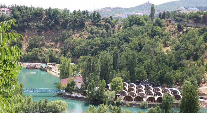 Türkiye’nin ilk çadır kamp oteli Doğu’da