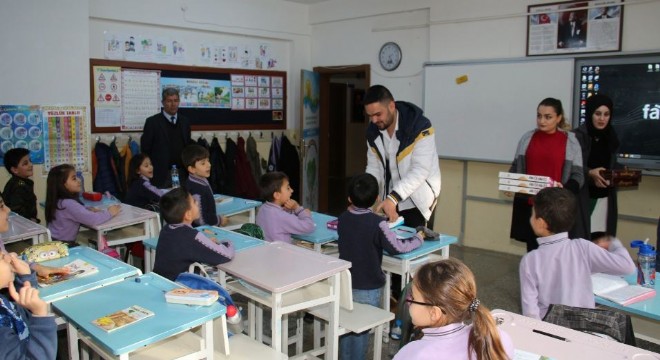 Üniversitelilerden köy okuluna ‘zeka oyunları’ projesi