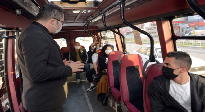 Vali Memiş, toplu taşıma araçlarını denetledi