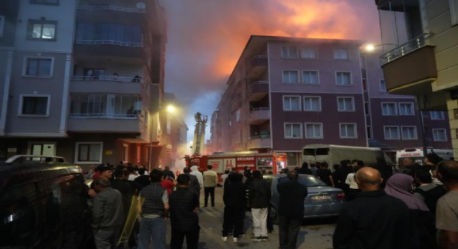 Yakutiye'de çatı yangını