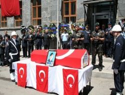 Bayram gözyaşlarıyla uğurlandı