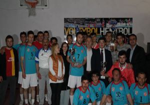 Pazaryolu’nda gençler spor şöleninde buluştu