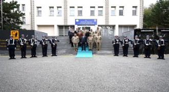 Vali Baruş'tan Tümgeneral Yıldız'a ziyaret