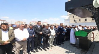 Akpunar’ın annesi dualarla uğurlandı